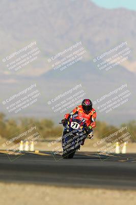 media/Dec-07-2024-CVMA (Sat) [[21c5f1ef85]]/Race 12-Supersport Middleweight/